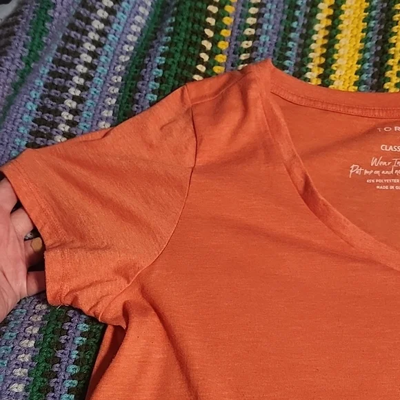 Torrid Women's Classic Fit Orange V-Neck Top - Picture 3 of 3